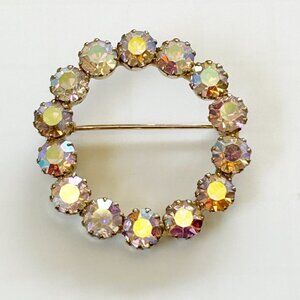 Vintage Aurora Borealis Crystal Circle Brooch Pin Gold-Tone